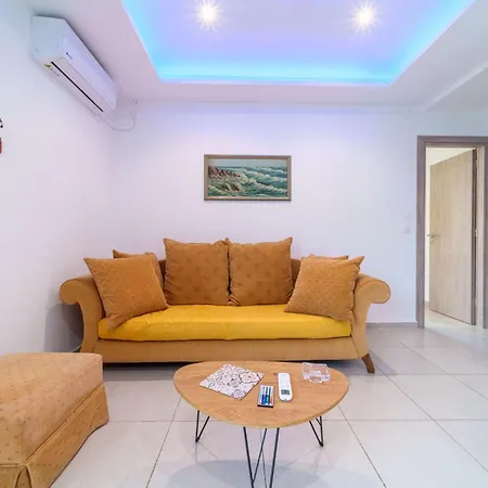 Iphigenia At Apartman