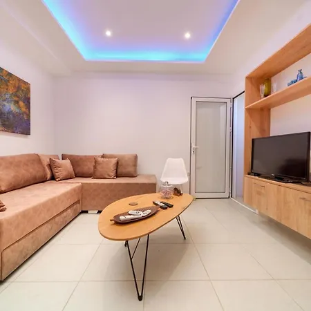 Апартаменты Iphigenia At